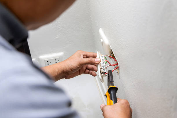 Best 24-Hour Electrician  in Milton, FL